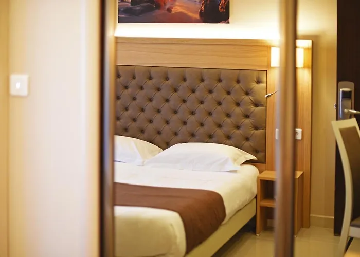 Tettola Hotel Saint-Florent (Corsica)