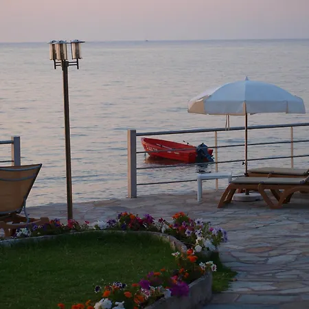 特多拉酒店 圣弗洛朗