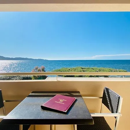 Hotel Tettola Saint-Florent (Corsica)