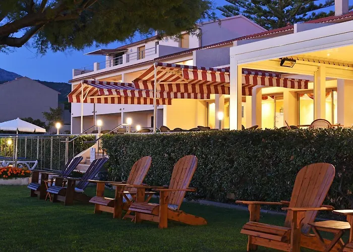 Tettola 3* Saint-Florent (Corsica)