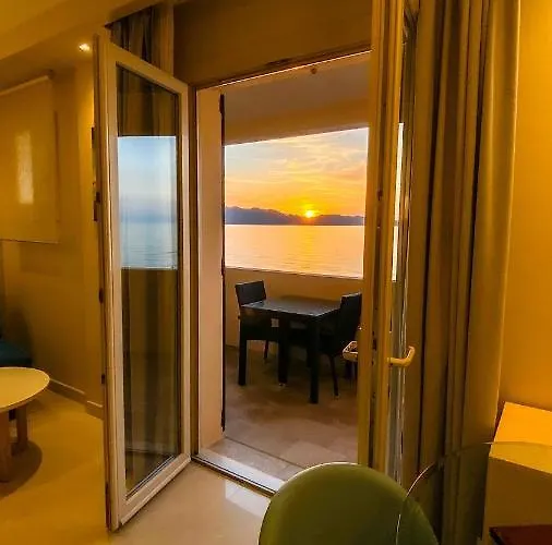 特多拉酒店 圣弗洛朗