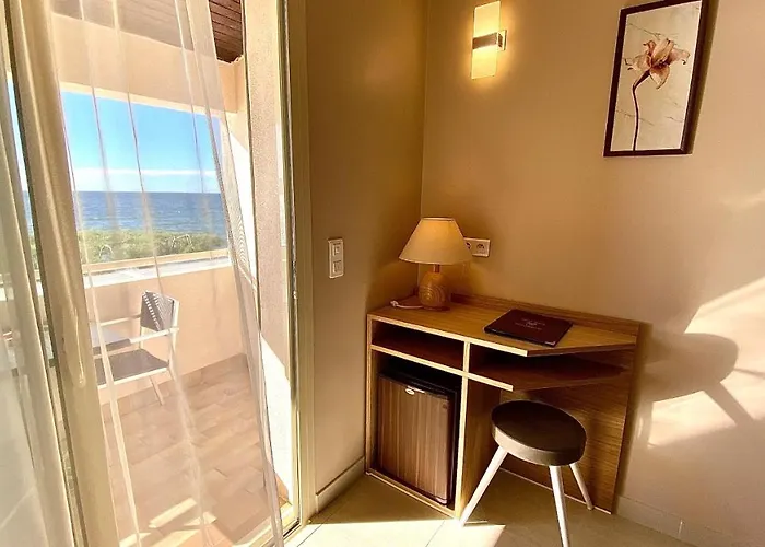 Tettola Hotel Saint-Florent (Corsica)